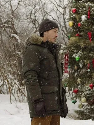 Christmas With The Campbells Justin Long Green Jacket