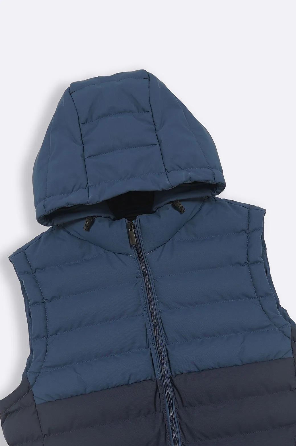 CONTRAST GILET
