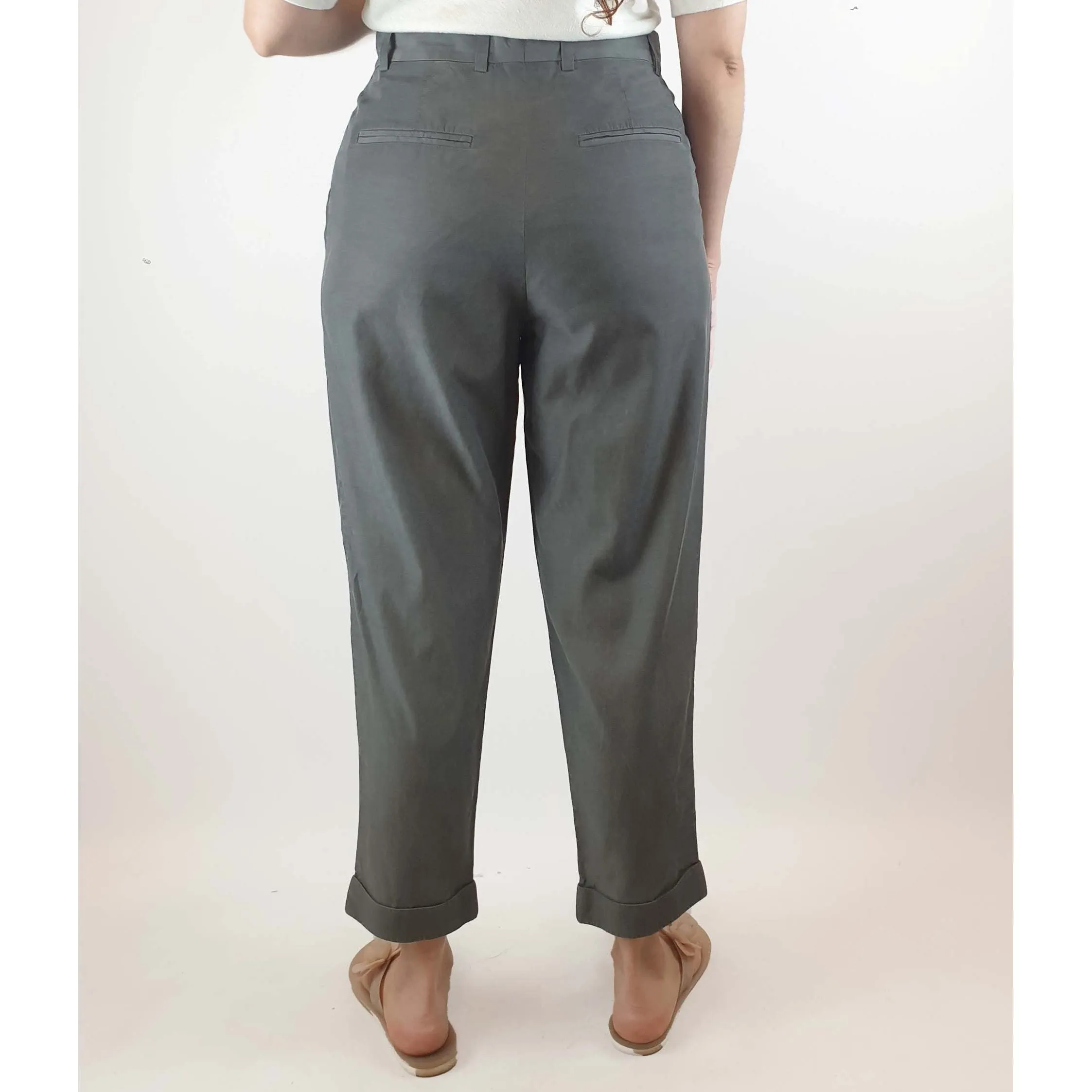 Cos grey pants size 34 (best fits size 10)