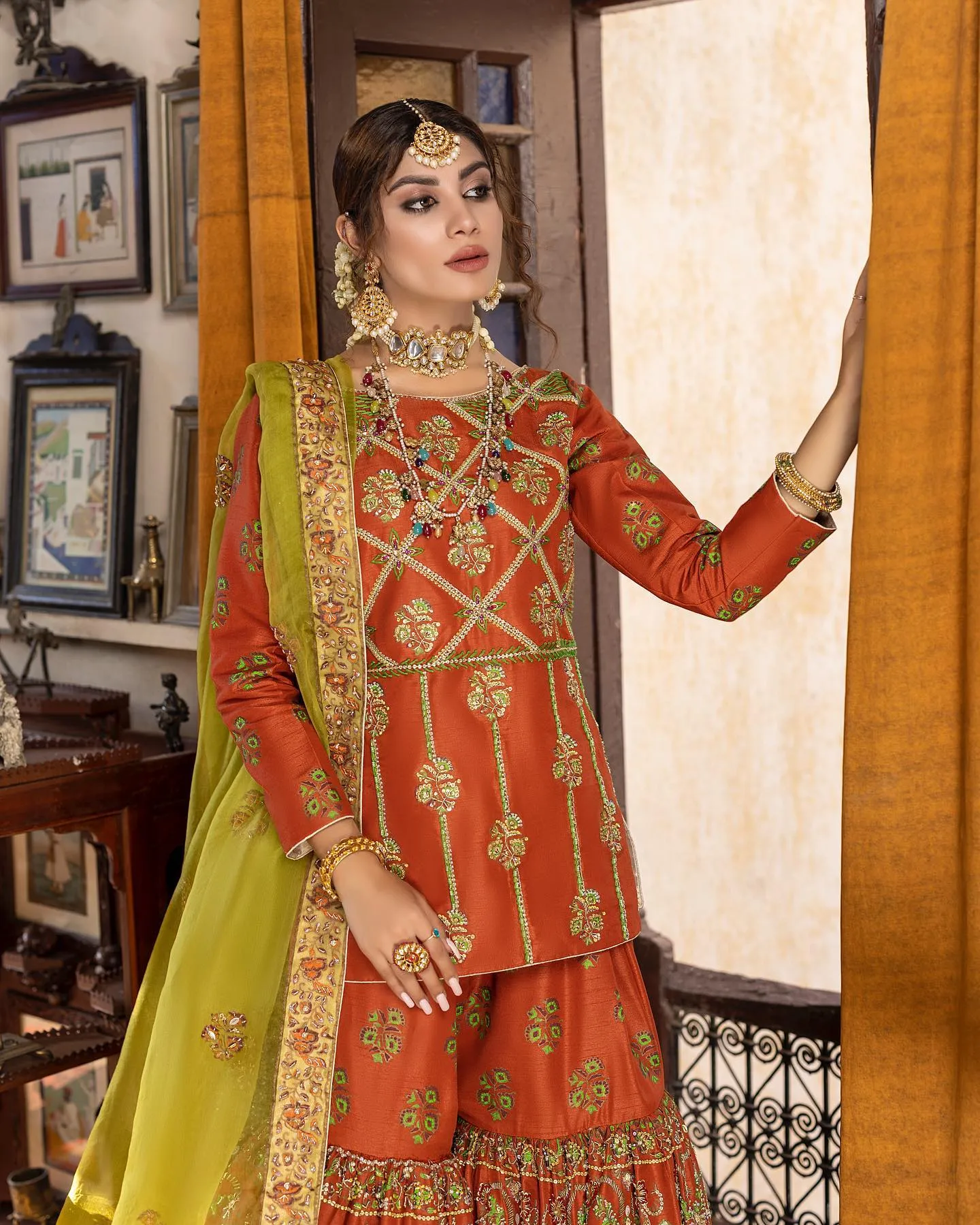 Desi Wedding Dress in Gharara Kameez Dupatta Style