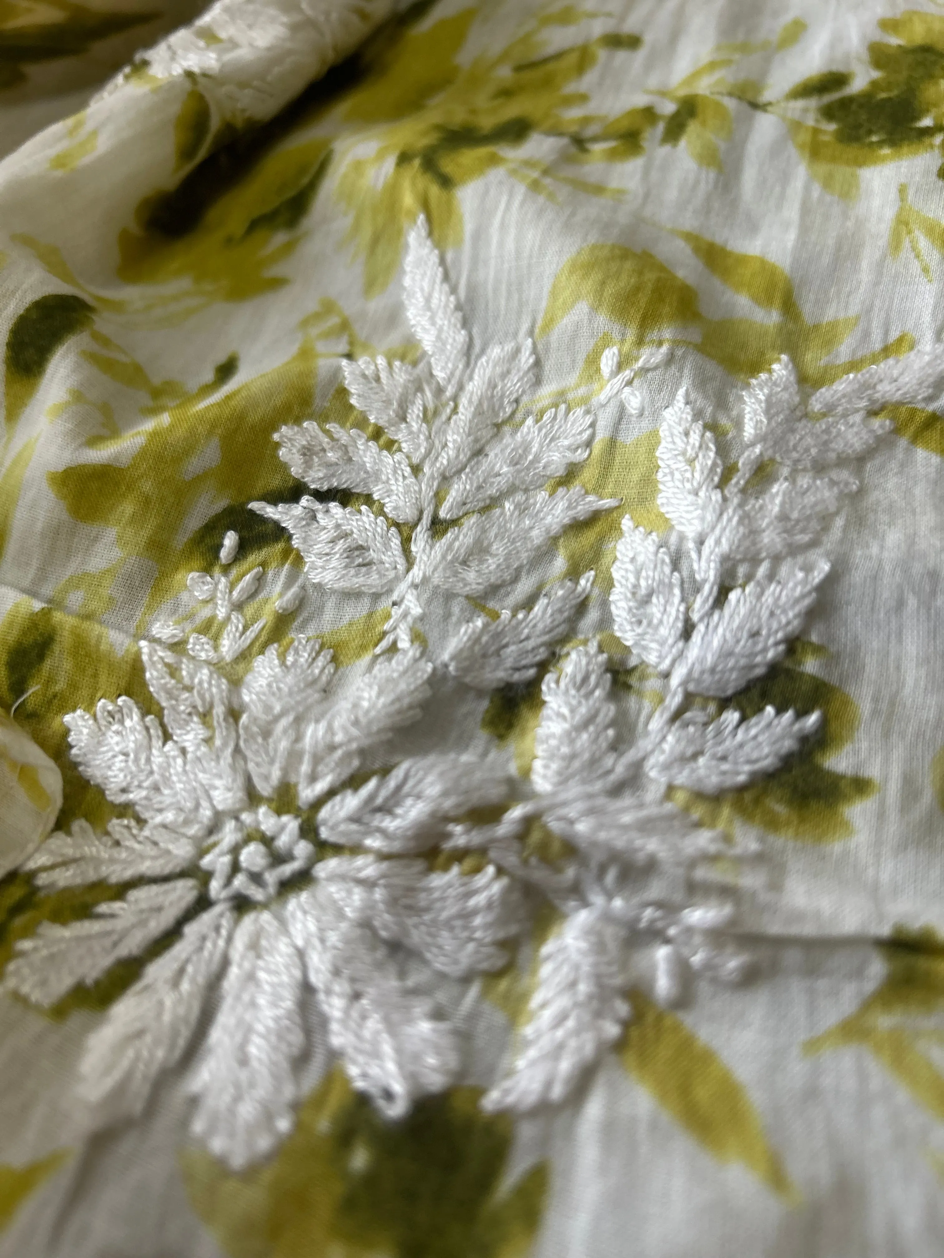 Gorgeous Green Mul mul cotton chikankari kurti
