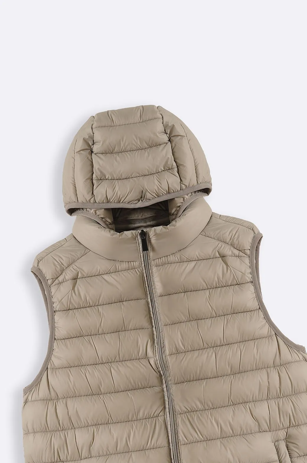 HOODED GILET