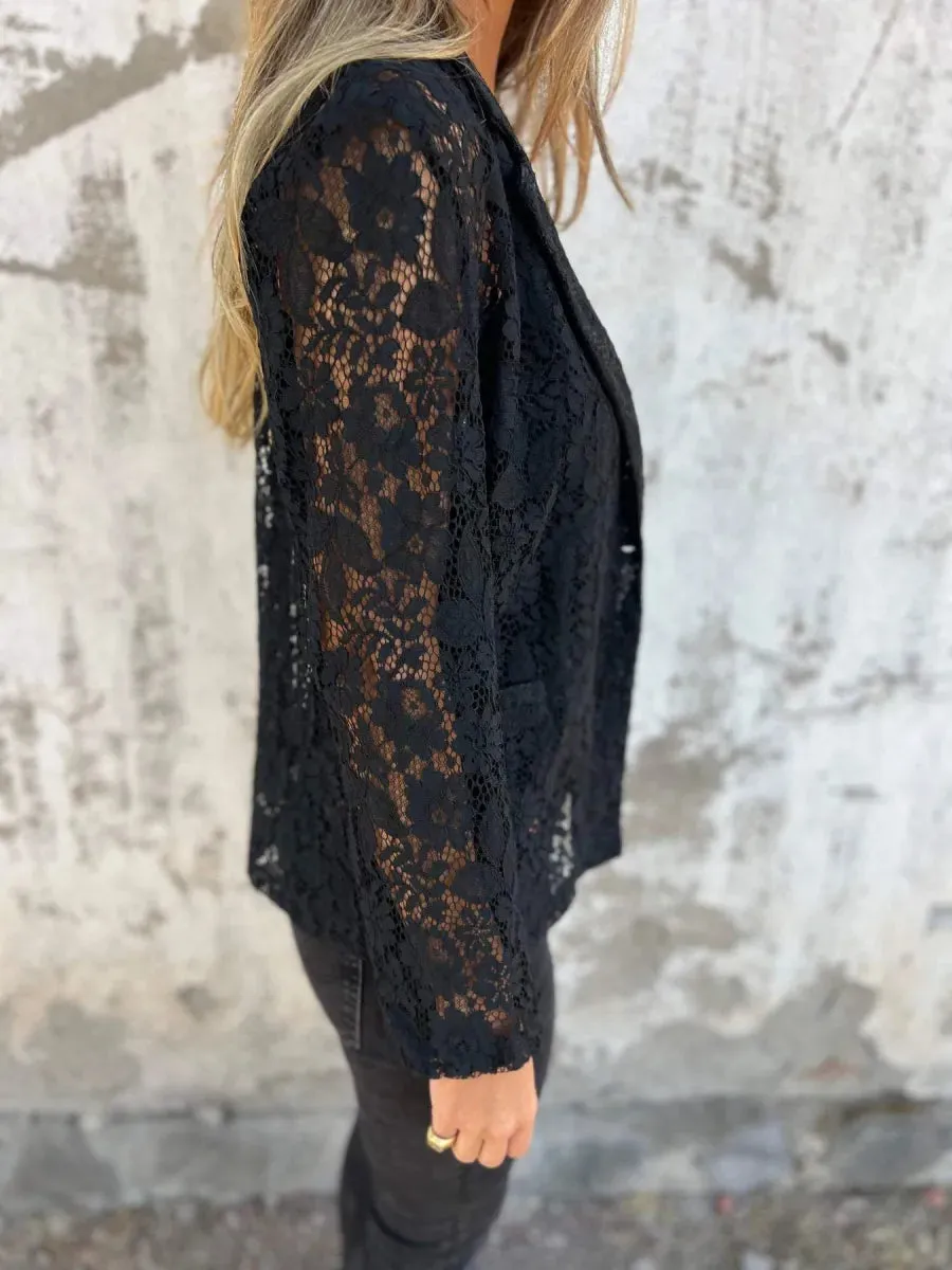 Ivy | Elegant Lace Blazer