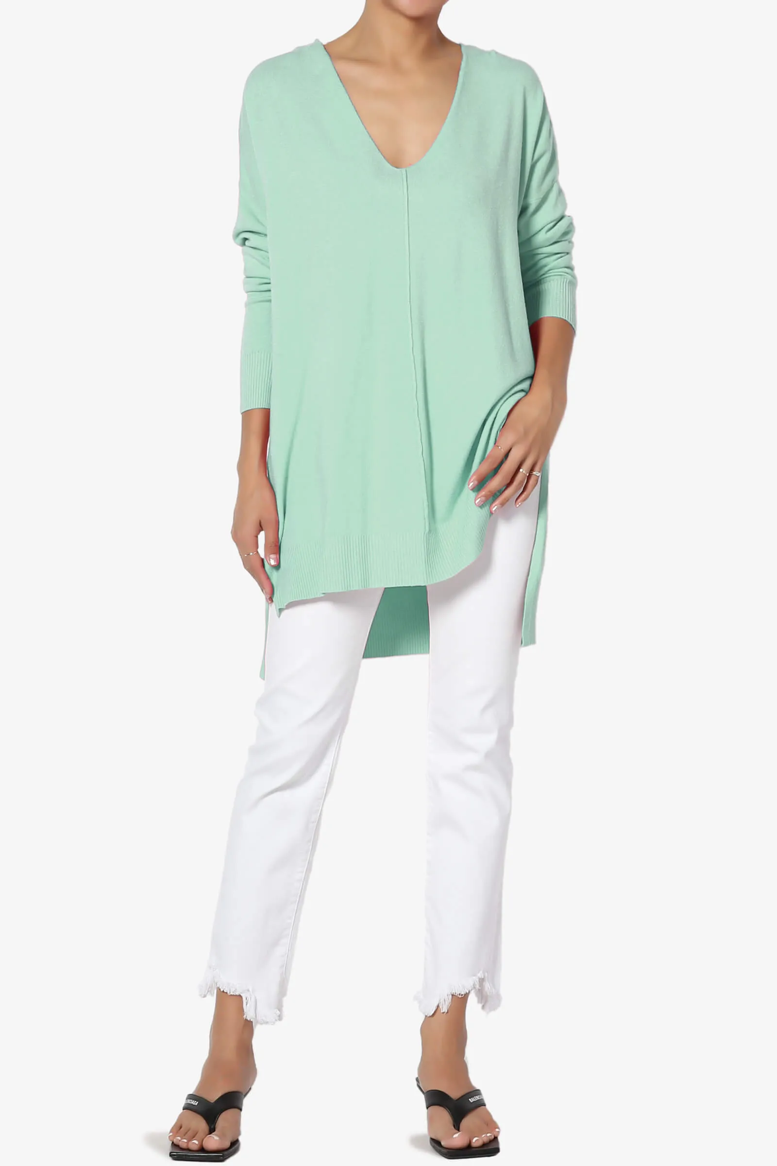 Katana Front Seam V-Neck Knit Sweater PLUS