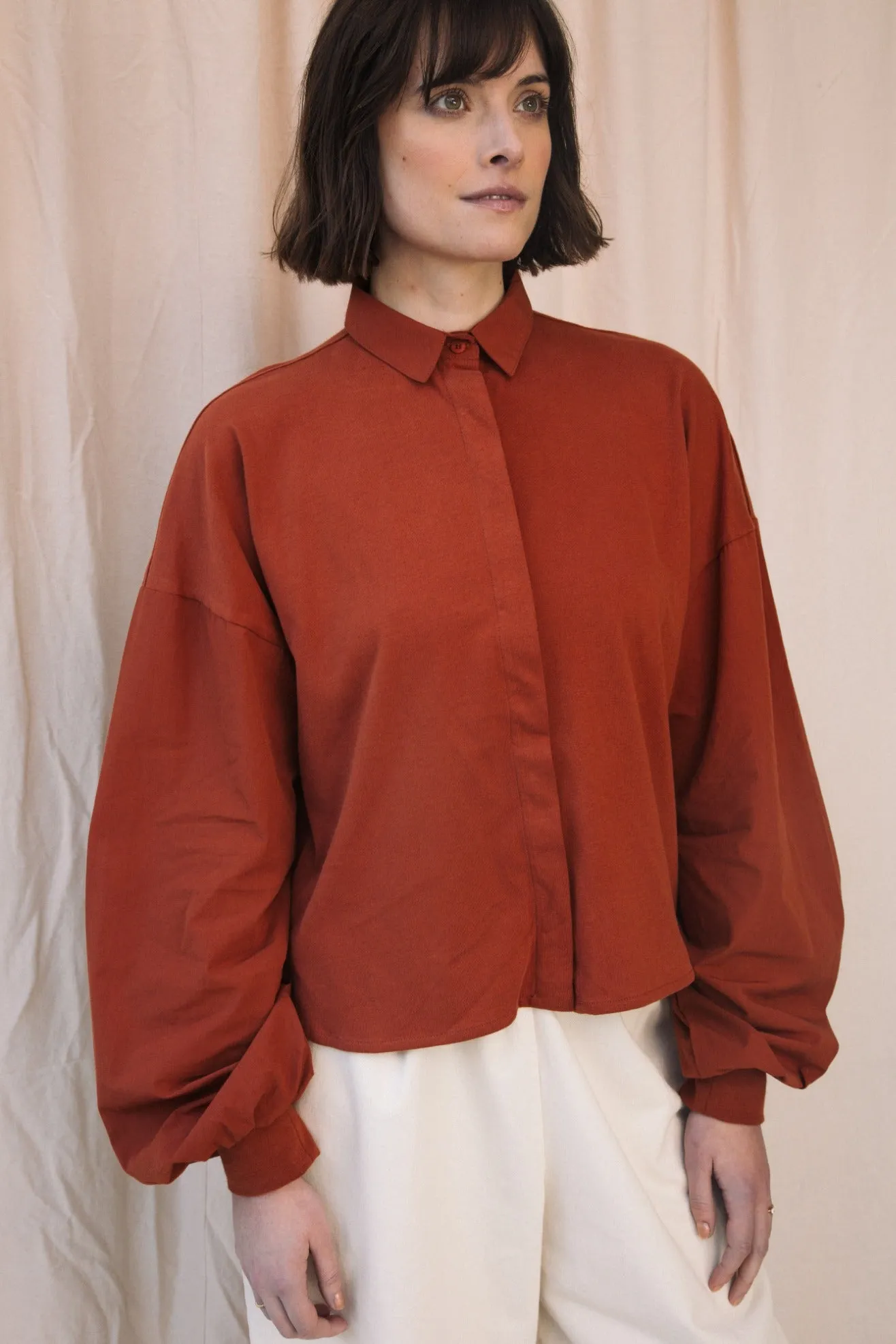 Konara Organic Cotton Jersey and Poplin Shirt in Paprika