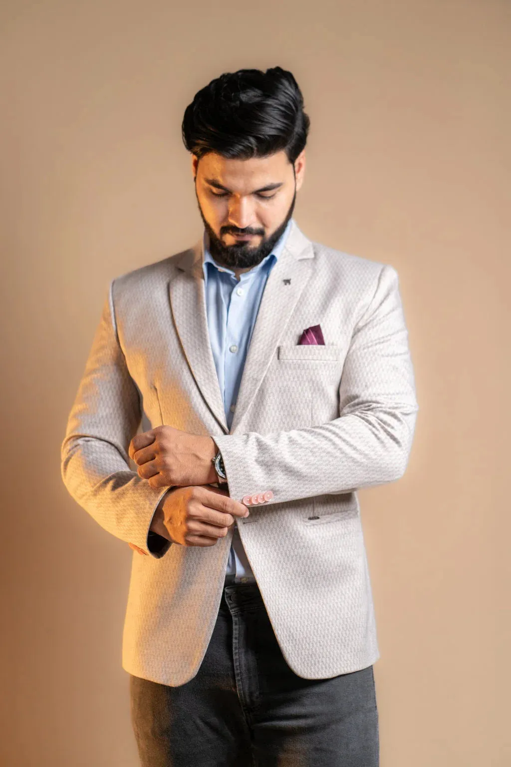 Maze-patterned Beige Tweed Blazer