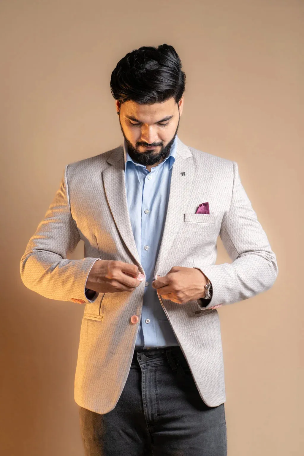 Maze-patterned Beige Tweed Blazer