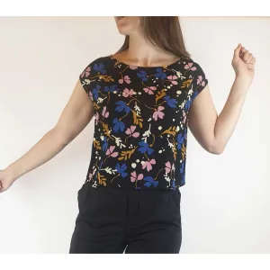 Princess Highway black top with floral print size 8