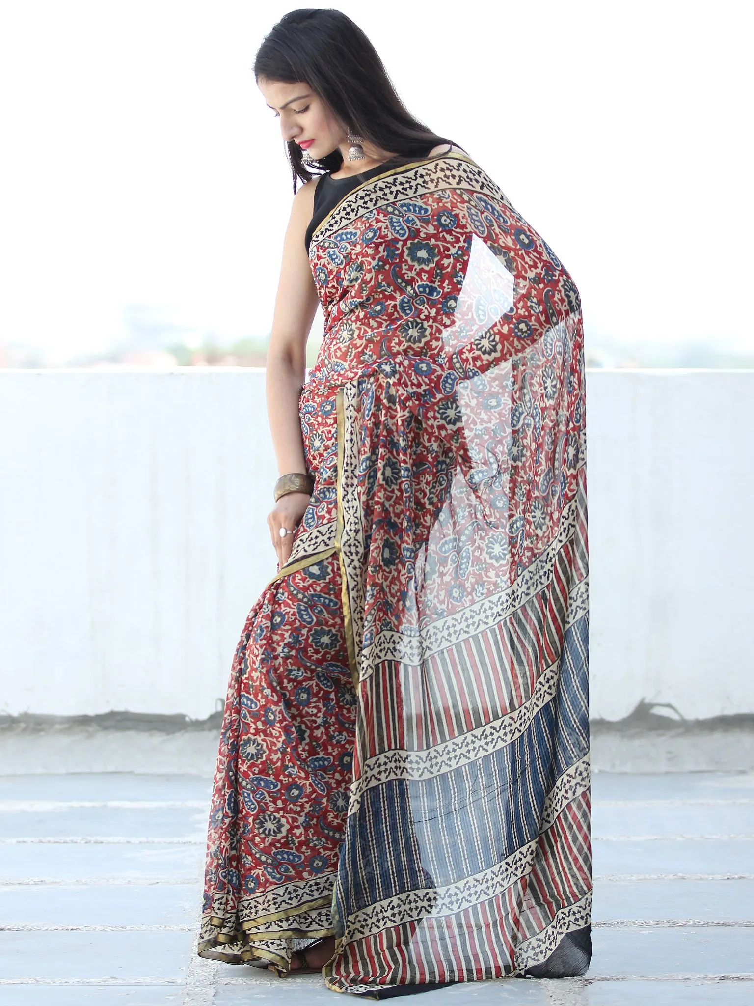 Red Indigo Ivory Hand Block Printed Chiffon Saree with Zari Border - S031703928