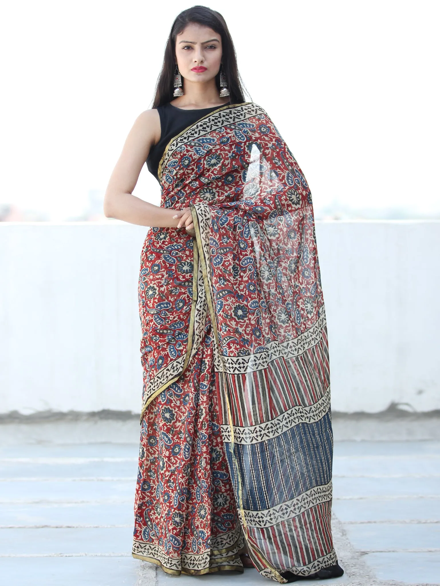 Red Indigo Ivory Hand Block Printed Chiffon Saree with Zari Border - S031703928