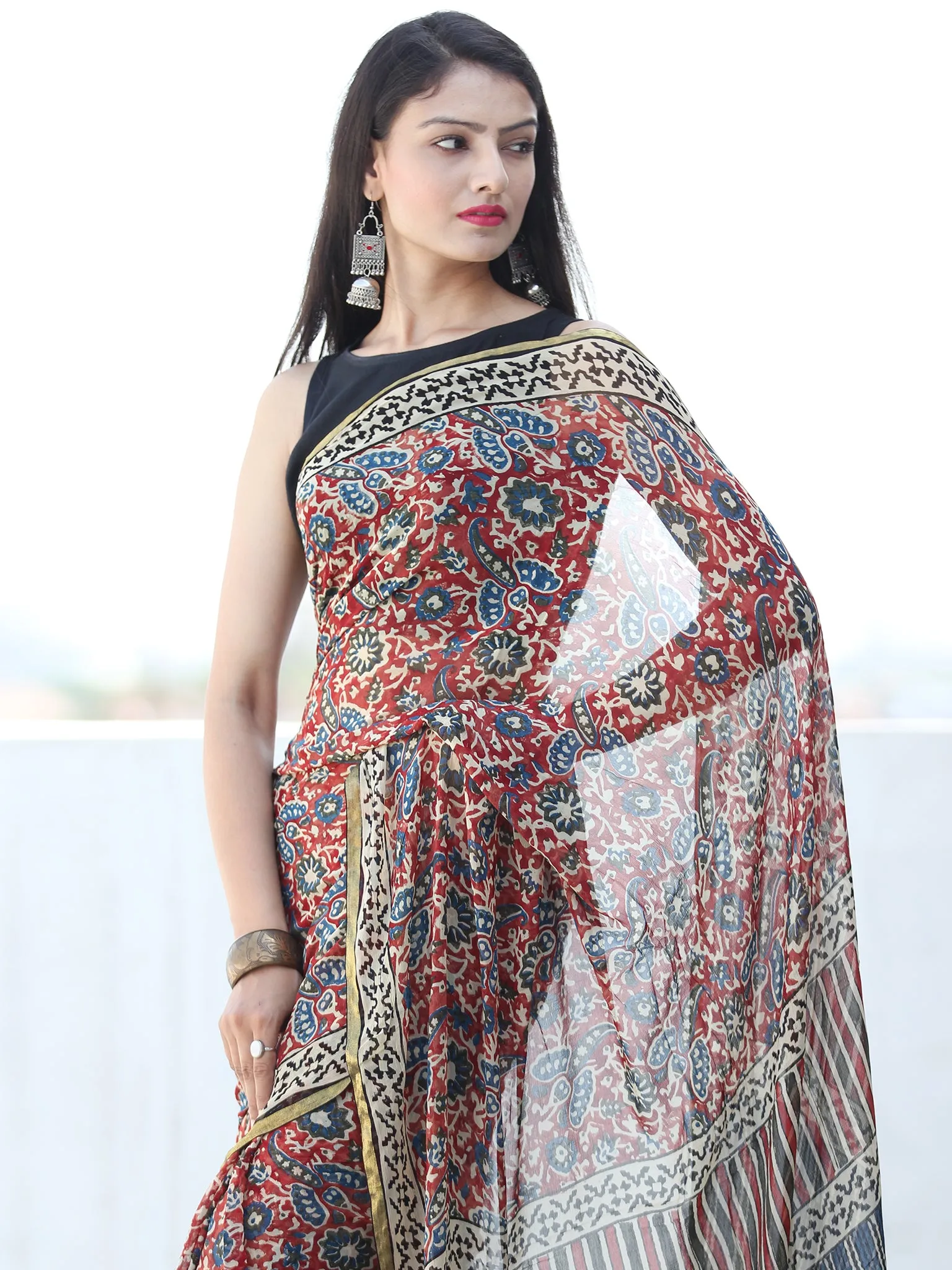 Red Indigo Ivory Hand Block Printed Chiffon Saree with Zari Border - S031703928