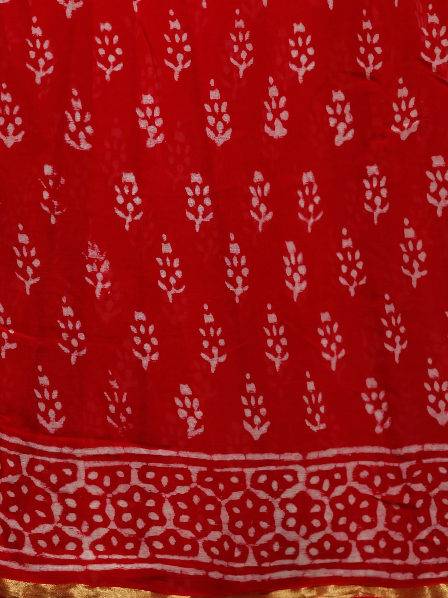 Red White Hand Block Printed Chiffon Saree with Zari Border - S031703224
