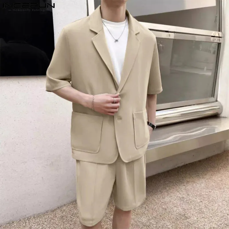 Sommerliches Blazer Shorts Set von FrescoWear