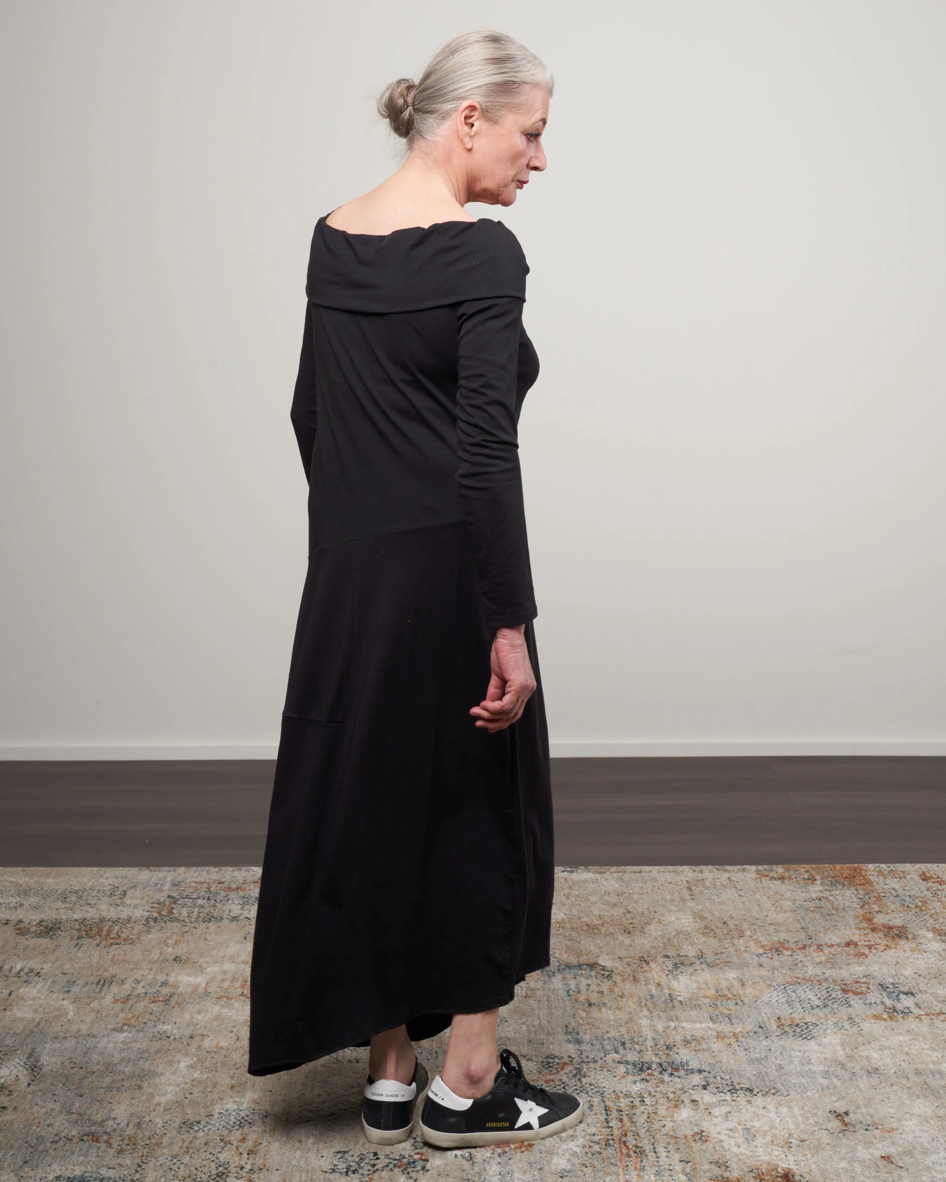t-shirt over the shoulder dress - black