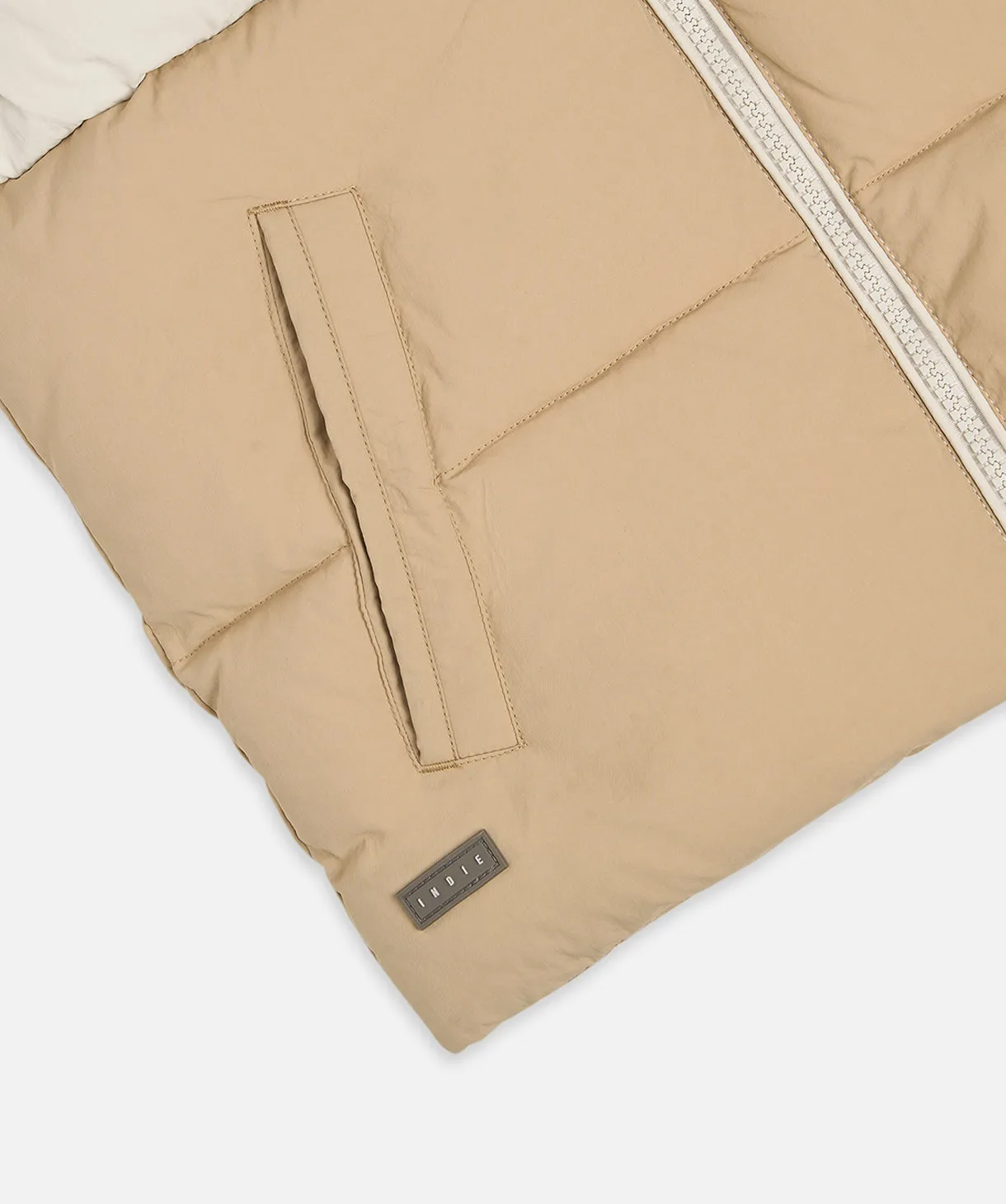 The Oakland Puffer Vest - Toffee/Off White