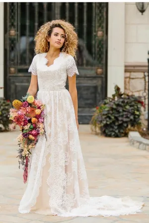 Women Modest Bride Dresses with Lace Sleeves