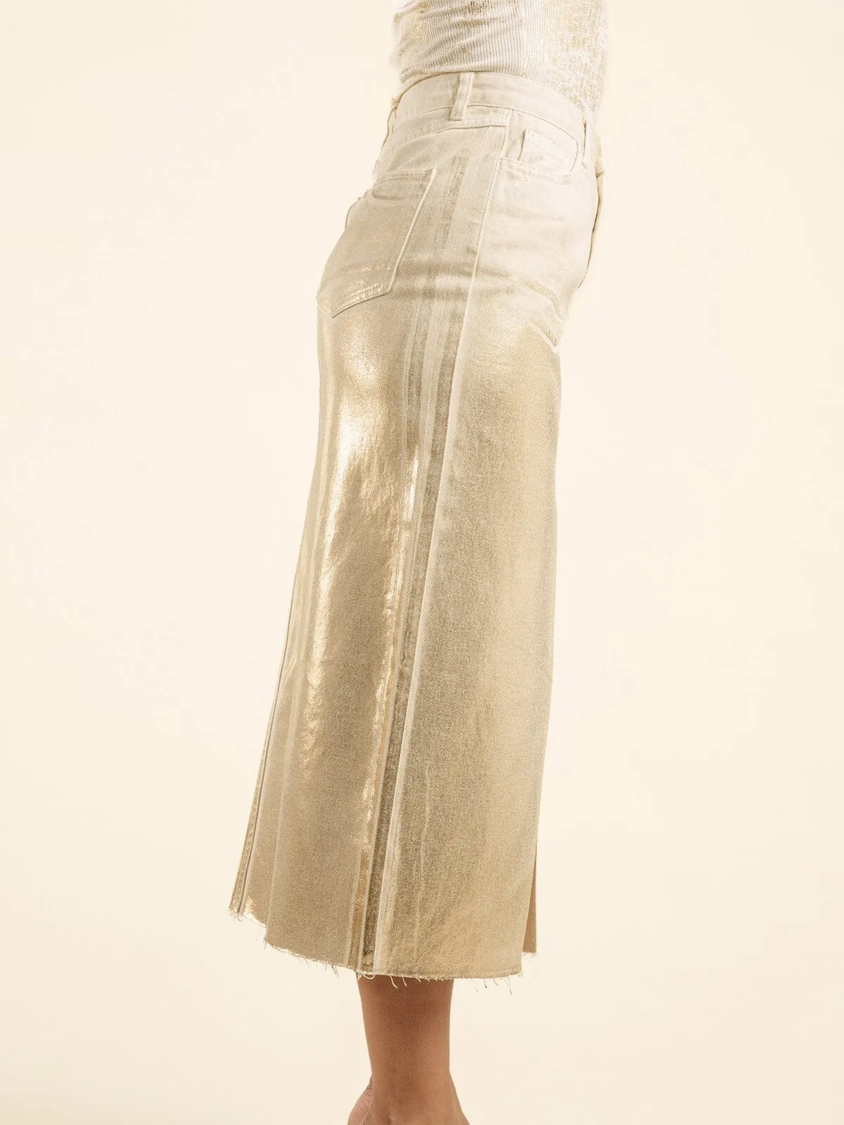 WOMEN'S BUTTON CLOSURE FRONT POCKETS SHIMMER DENIM MIDI SKIRT