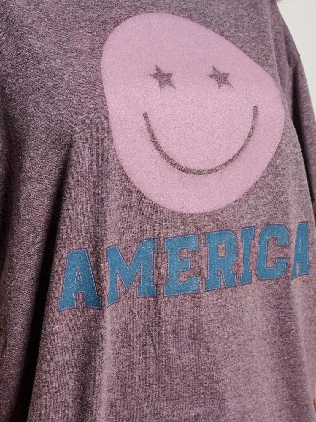 WOMEN'S SHORT SLEEVE AMERICA GRAPHIC TOP