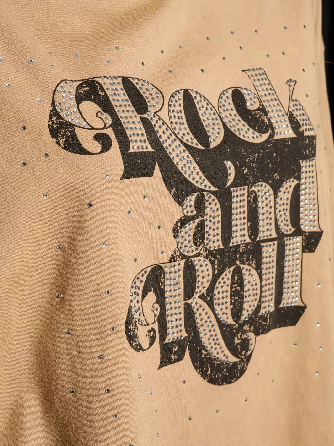 WOMEN'S SHORT SLEEVE ROCK AND ROLL GRAPHIC TOP