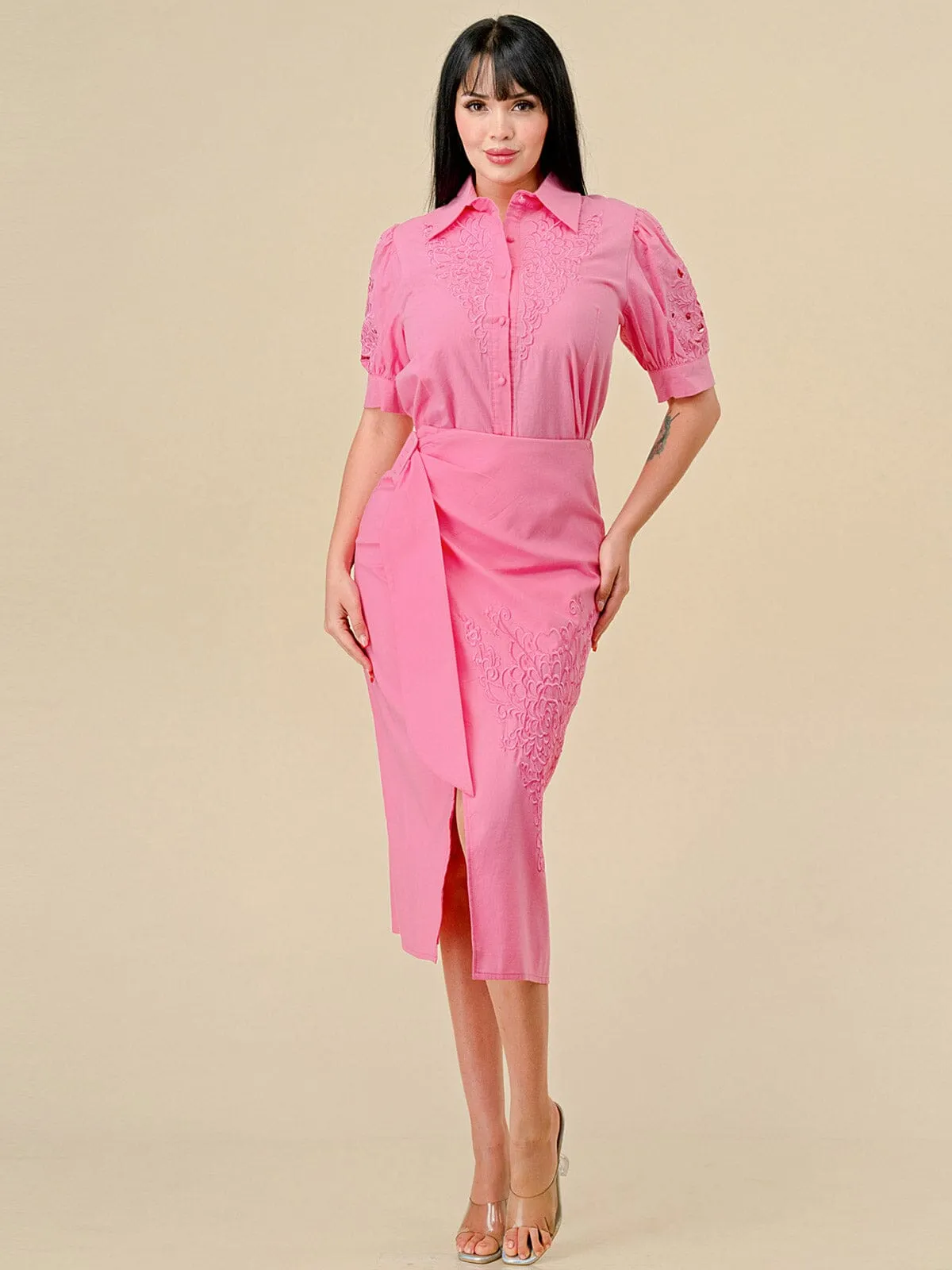 WOMEN'S ZIP UP SURPLICE EMBROIDERY DETAILED MIDI SKIRT